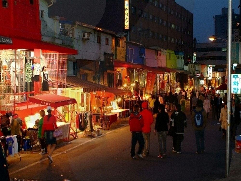 Kimchee Hongdae Guesthouse Seoul Bagian luar foto